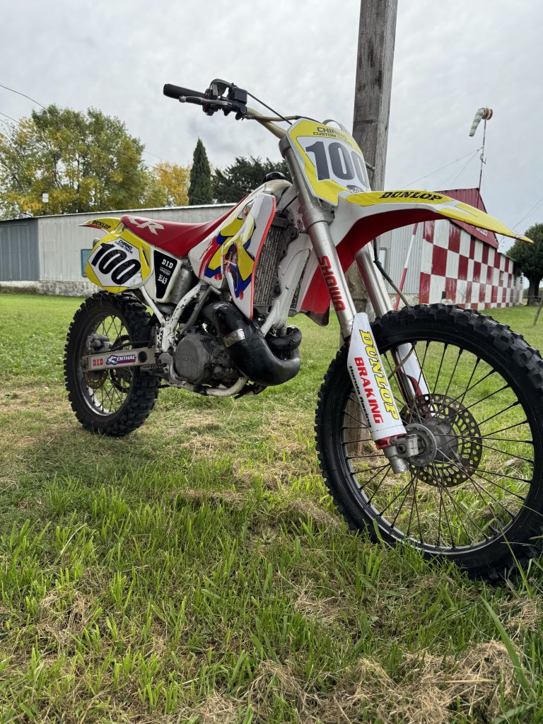C10 '78 Off-Road + Honda CR 250 '95