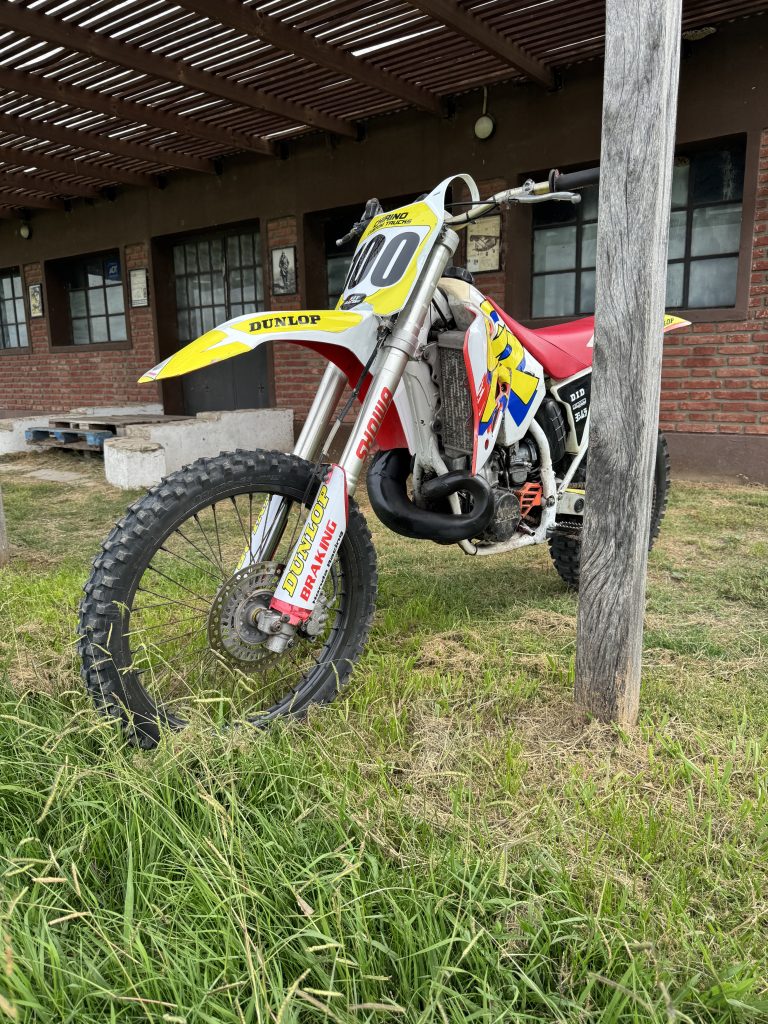 C10 '78 Off-Road + Honda CR 250 '95